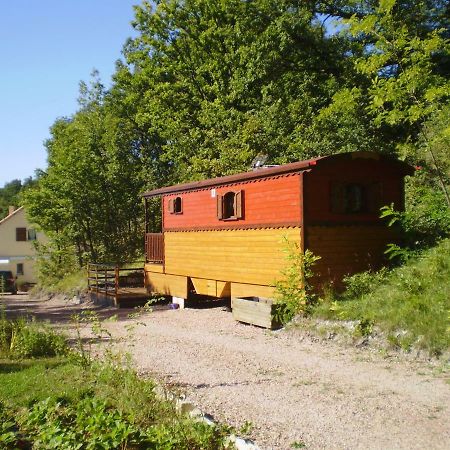 Bed and Breakfast Les Roziers - Roulotte Bagnac Exterior foto